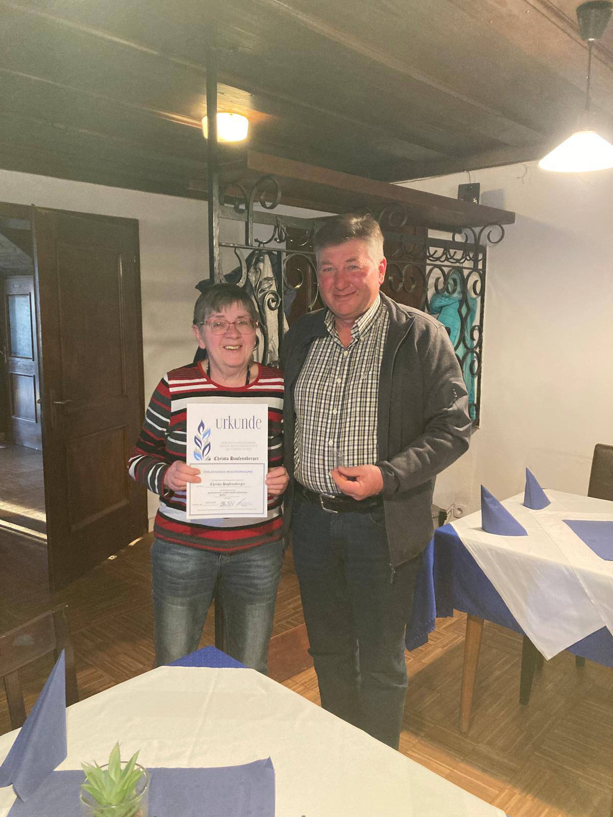 Christa für 30 Jahre Mitgliedschaft.